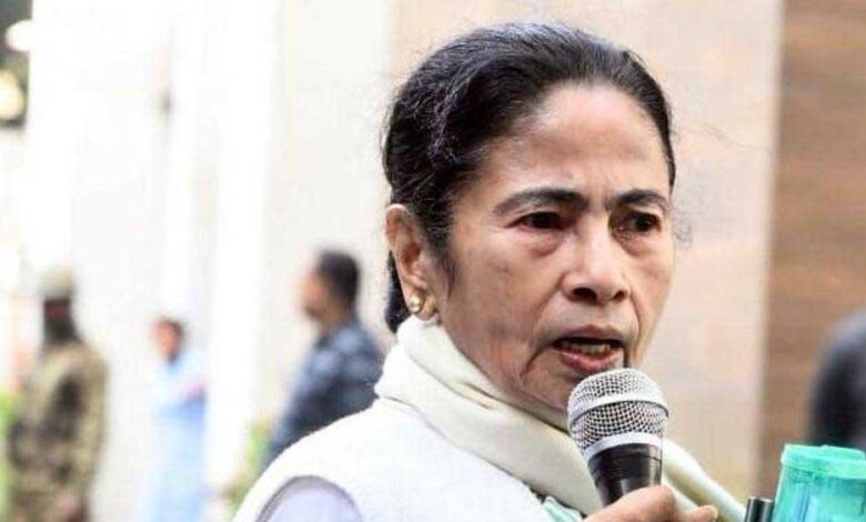 बंगाल की राजनीति में बड़ा ‘खेला’! ममता बनर्जी को लग सकता है बड़ा झटका, 60 विधायक आज उठाएंगे बड़ा कदम बंगाल-की-राजनीति-में-बड़ा-‘खेला’!-ममता-बनर्जी-को-लग-सकता-है-बड़ा-झटका,-60-विधायक-आज-उठाएंगे-बड़ा-कदम