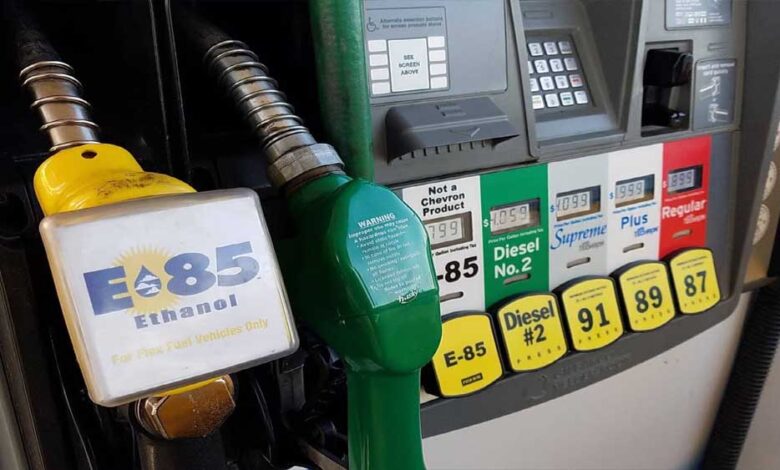 E85 पेट्रोल की होगी एंट्री, रेगुलर फ्यूल से सस्ता विकल्प; पेट्रोलियम मंत्री ने दिए संकेत e85-पेट्रोल-की-होगी-एंट्री,-रेगुलर-फ्यूल-से-सस्ता-विकल्प;-पेट्रोलियम-मंत्री-ने-दिए-संकेत