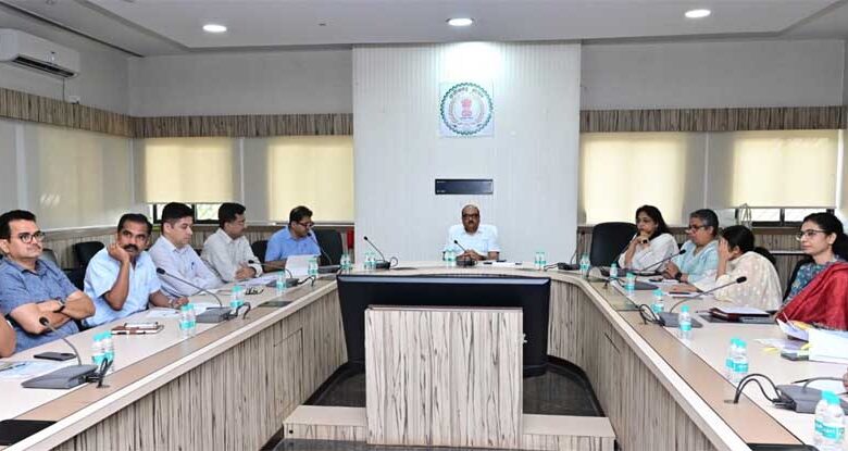 मुख्य सचिव ने सीएम हेल्पलाइन में संवेदनशीलता से काम करने के दिए निर्देश मुख्य-सचिव-ने-सीएम-हेल्पलाइन-में-संवेदनशीलता-से-काम-करने-के-दिए-निर्देश