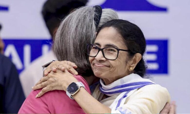 ममता चाहकर भी कांग्रेस में TMC का विलय नहीं करा पाएंगी? एक्सपर्ट ने बताई संवैधानिक और कानूनी वजहें ममता-चाहकर-भी-कांग्रेस-में-tmc-का-विलय-नहीं-करा-पाएंगी?-एक्सपर्ट-ने-बताई-संवैधानिक-और-कानूनी-वजहें