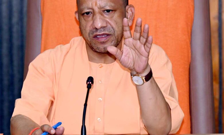 डबल इंजन सरकार ने बदली यूपी की तस्वीर, बीमारू राज्य से निकालकर बनाया विकास का मॉडल डबल-इंजन-सरकार-ने-बदली-यूपी-की-तस्वीर,-बीमारू-राज्य-से-निकालकर-बनाया-विकास-का-मॉडल