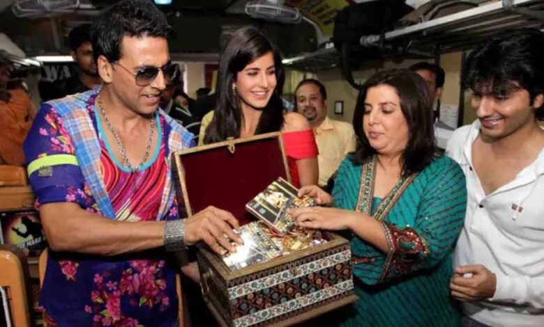 अक्षय कुमार शूटिंग पर हेलीकॉप्टर से जाते थे, फराह खान ने सुनाया मजेदार किस्सा अक्षय-कुमार-शूटिंग-पर-हेलीकॉप्टर-से-जाते-थे,-फराह-खान-ने-सुनाया-मजेदार-किस्सा