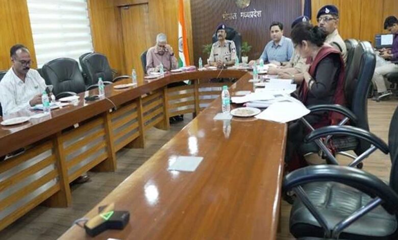 मोहर्रम, ताजिया जुलूस और राष्ट्रपति के प्रस्तावित भ्रमण को लेकर सुरक्षा तैयारियों की उच्च स्तरीय समीक्षा मोहर्रम,-ताजिया-जुलूस-और-राष्ट्रपति-के-प्रस्तावित-भ्रमण-को-लेकर-सुरक्षा-तैयारियों-की-उच्च-स्तरीय-समीक्षा