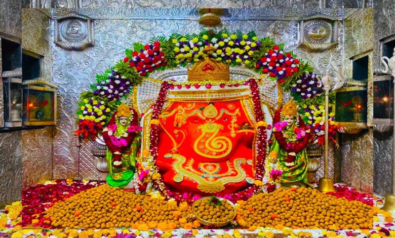 खजराना गणेश मंदिर में स्वर्णिम श्रृंगार, गणेशजी के साथ रिद्धि-सिद्धि भी पहनेंगी सोने के मुकुट खजराना-गणेश-मंदिर-में-स्वर्णिम-श्रृंगार,-गणेशजी-के-साथ-रिद्धि-सिद्धि-भी-पहनेंगी-सोने-के-मुकुट
