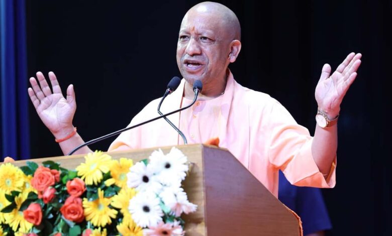 मुख्तार अंसारी की जमीन पर बने गरीबों के घरों पर संकट, सिंचाई विभाग ने जारी किया गिराने का नोटिस मुख्तार-अंसारी-की-जमीन-पर-बने-गरीबों-के-घरों-पर-संकट,-सिंचाई-विभाग-ने-जारी-किया-गिराने-का-नोटिस