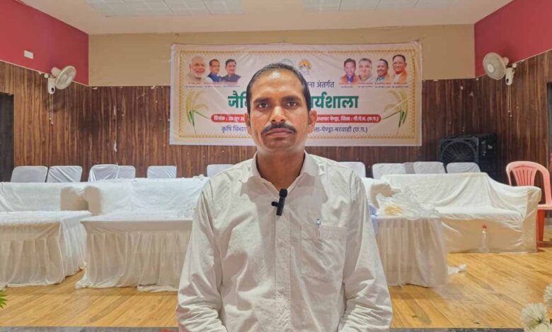 प्रधानमंत्री किसान सम्मान निधि ने बदली दुर्गेश यादव के खेती की तस्वीर प्रधानमंत्री-किसान-सम्मान-निधि-ने-बदली-दुर्गेश-यादव-के-खेती-की-तस्वीर